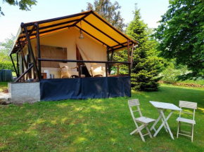Glamping with private bathroom and spacious garden